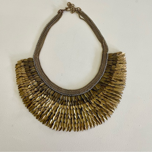 Stella & Dot Pegasus Necklace Bib Gold Feathers Statement ASO TV Kardashian Boho - Picture 7 of 13